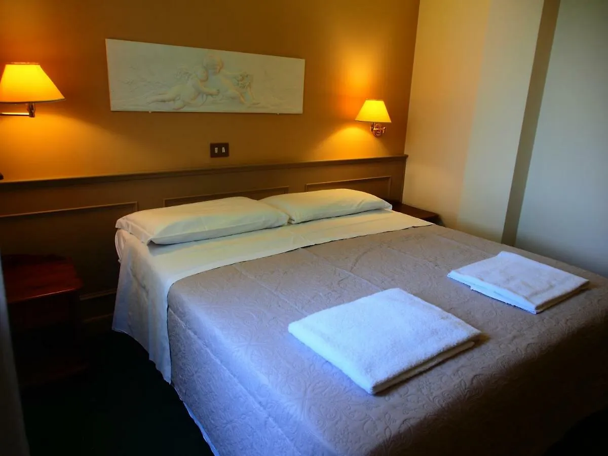 Hotel Parco Fola Albinea 3*,  Italy