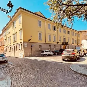 Palazzo Borgocolonne Guest house